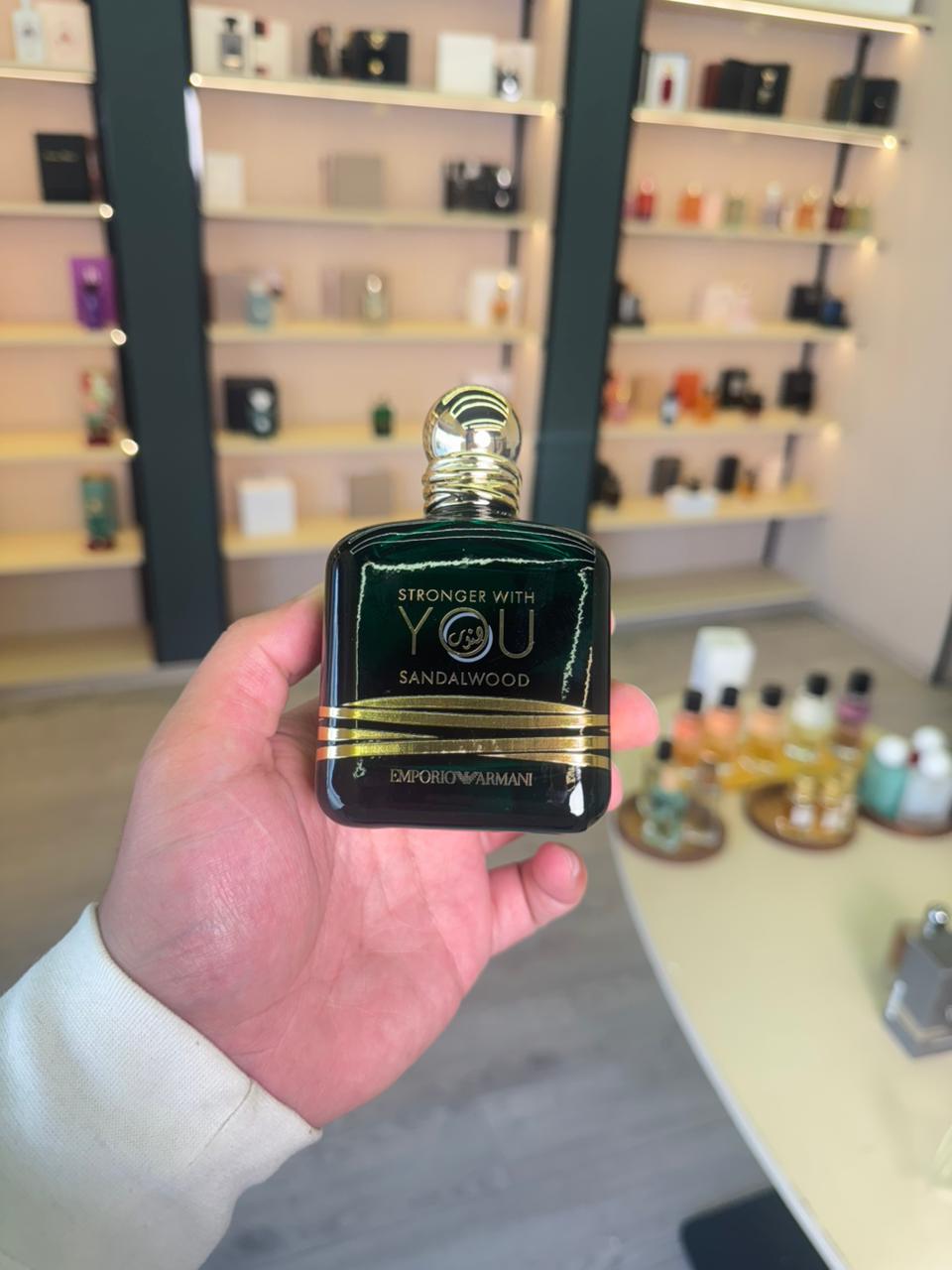 سترونجر ويذ يو صندل وود