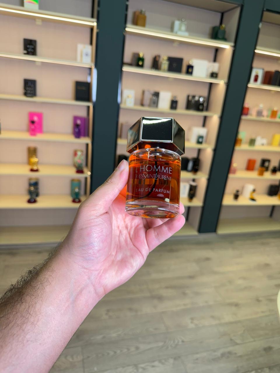 لوم او دي بارفام سان لوران