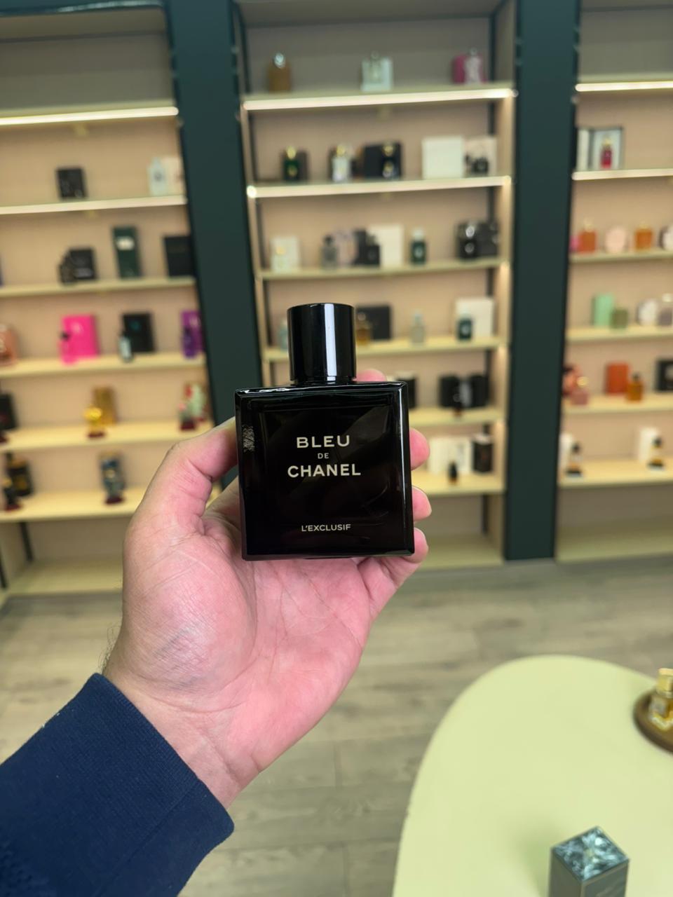 بلو شانيل اكسكلوزيف 2025